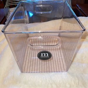 M design storage container like new